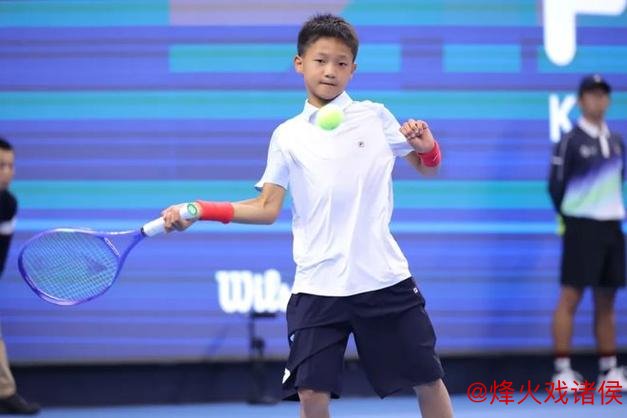 中网冠军专属体验 2025钻石杯总决赛璀璨绽放! 中网冠军专属体验 2025钻石杯总决赛璀璨绽放!