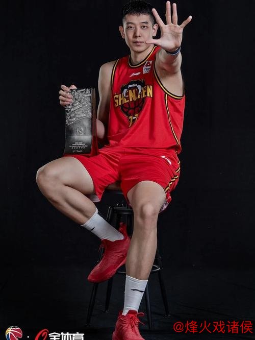 沈梓捷转会北控 曾两度摘得CBA最佳防守球员殊荣