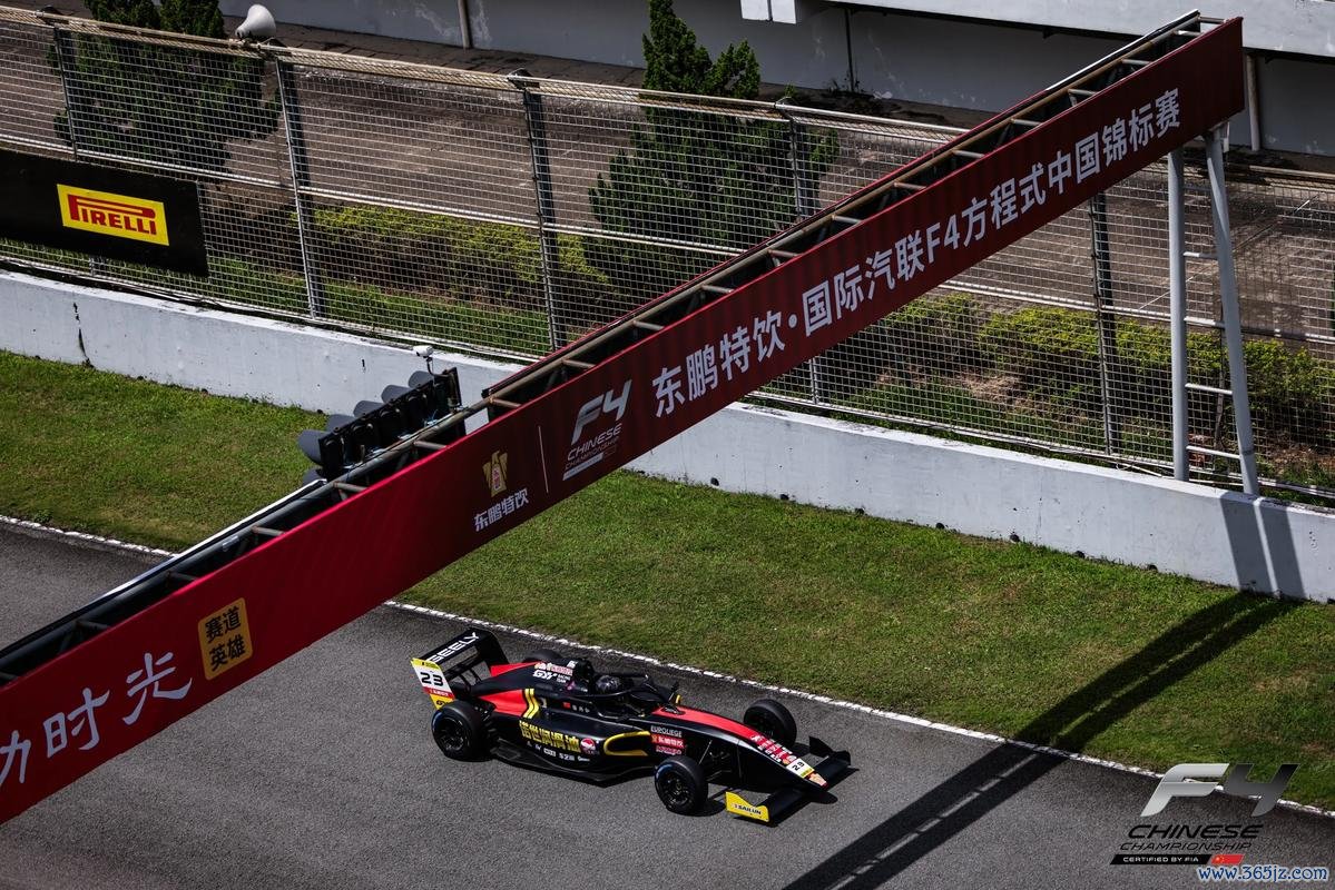 F4方程式中国锦标赛揭幕战落幕 世界见证中国速度